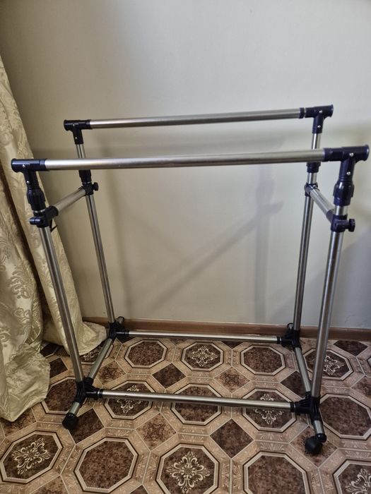 Продам стойку. Срочно.