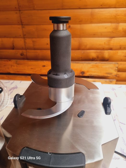 Vând BOWL CUTTER,tocător carne