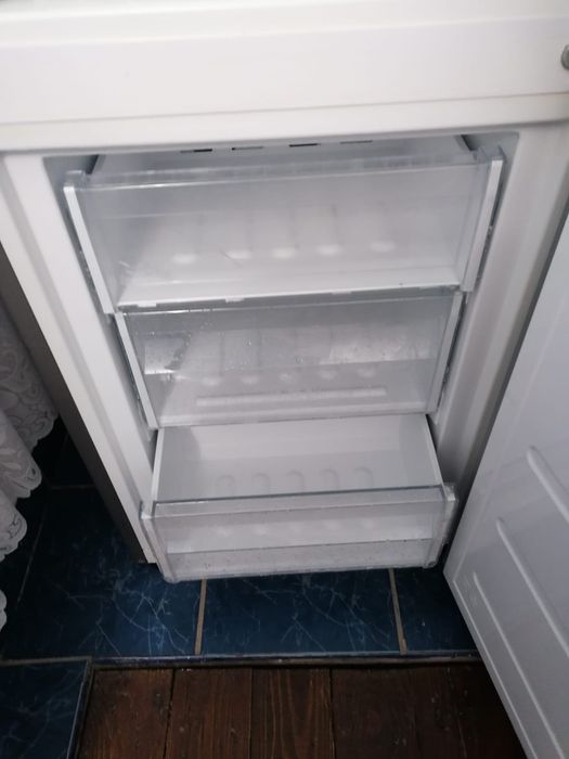 Combină frigorifică Whirlpool SupremeNoFrost 6 sense