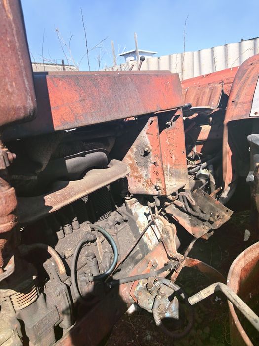 Продам трактор Т-40, требует ремонта