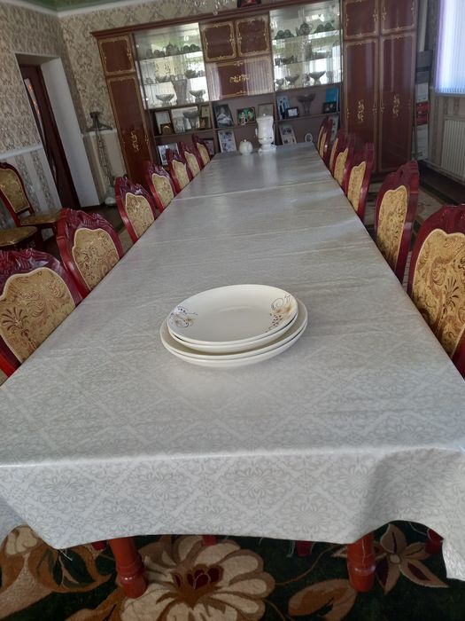Стол, стульялар сатылады