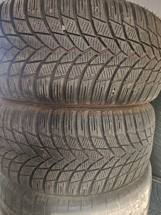 2бр.зимни гуми 225/50/17 Lassa