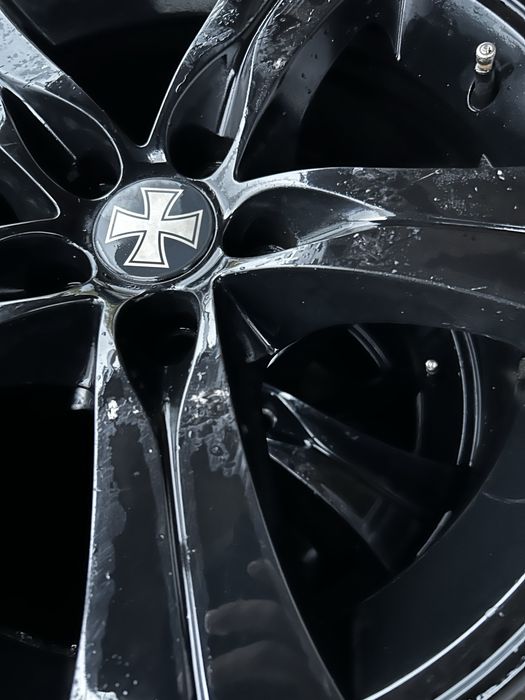 Джанти с гуми 5х112 17цола