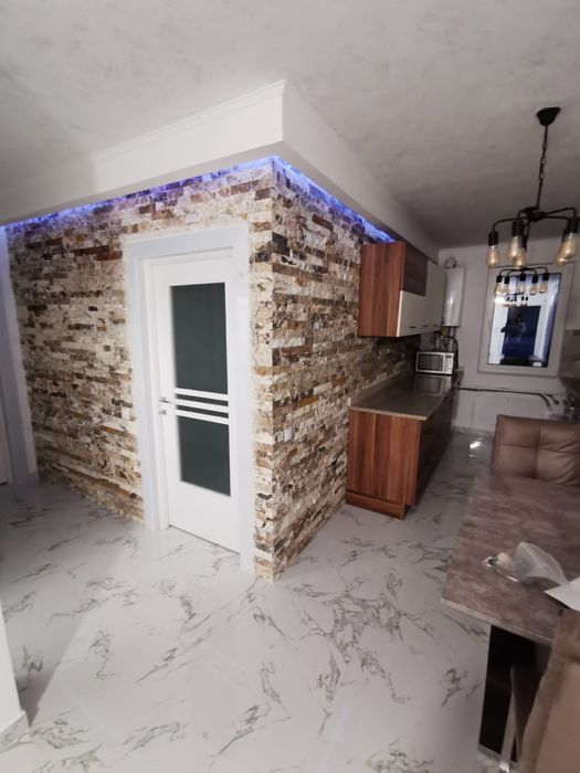 Inchiriez Apartamente