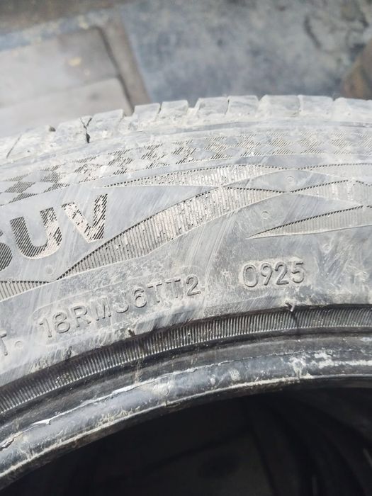 Продам летнию резину.