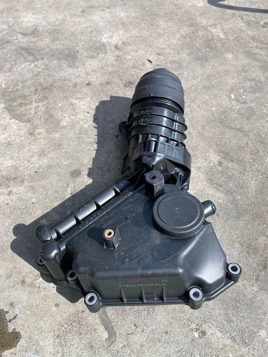 Carcasa filtru de ulei Volvo V40 V70 S60 S80 XC60 XC70 V40 2014+ 30757730