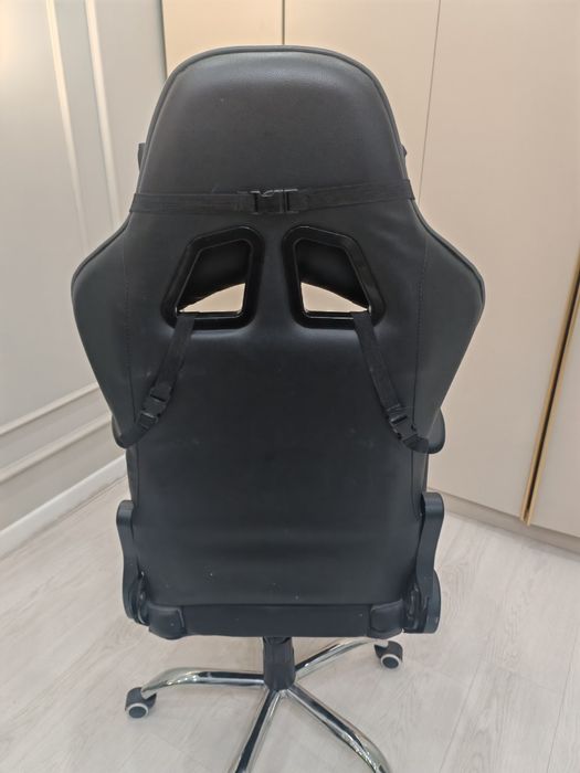 Компьютерное кресло