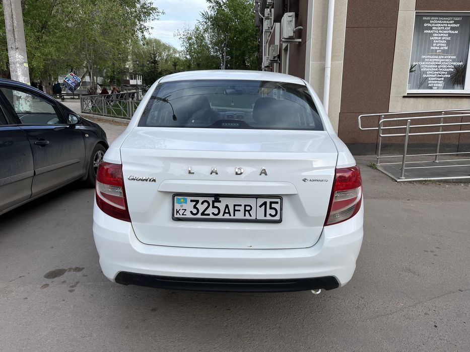 Продам автомашину Гранта