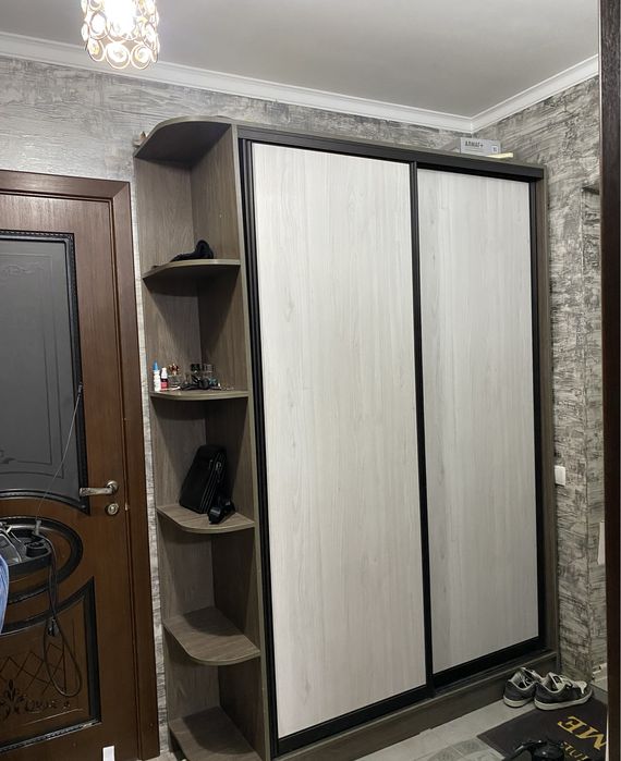 Продается прихожка купе шкаф