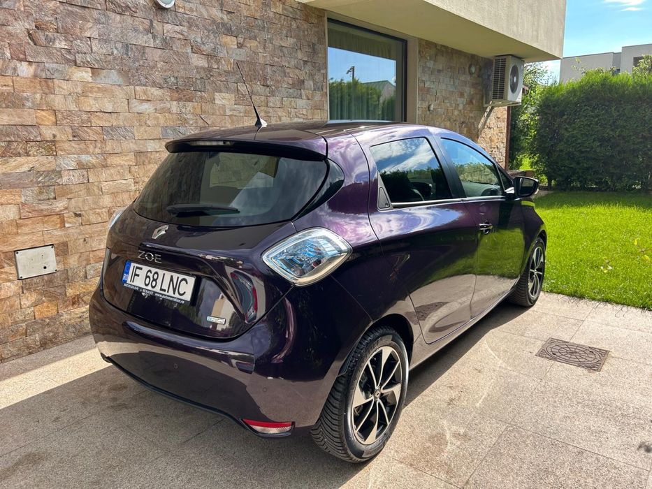 Renault Zoe ZE40 R110 Intens | Baterie Proprietate | 34.000 km | Unic Proprietar”.