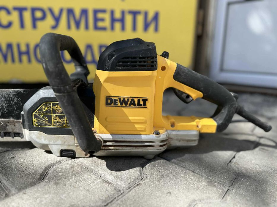 Eлектрически трион тип "Алигатор" DeWALT DWE397-QS, 1700 W, 430 мм