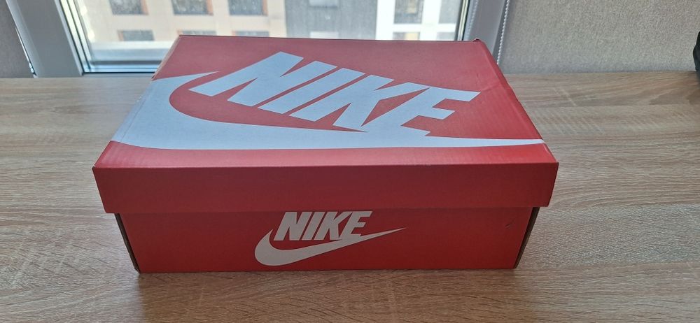 Футбольные бутсы Nike phantom