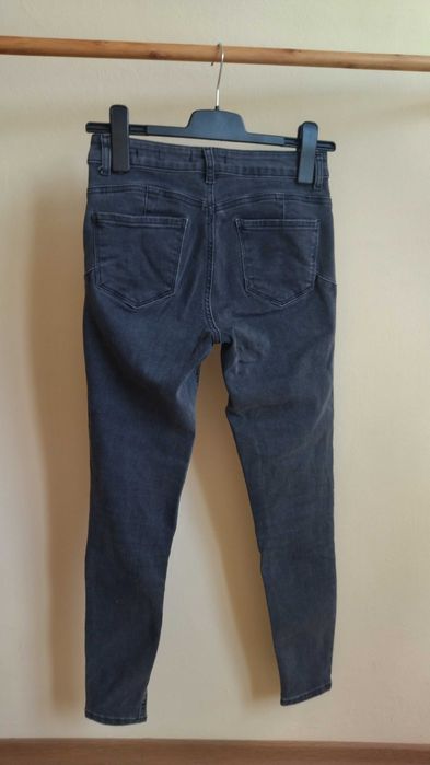 Маркови дънки 1 брой за 16 лева