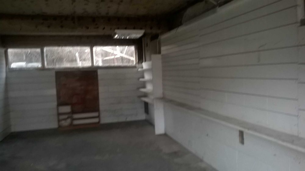 Давам  гараж  охраняем  под  наем