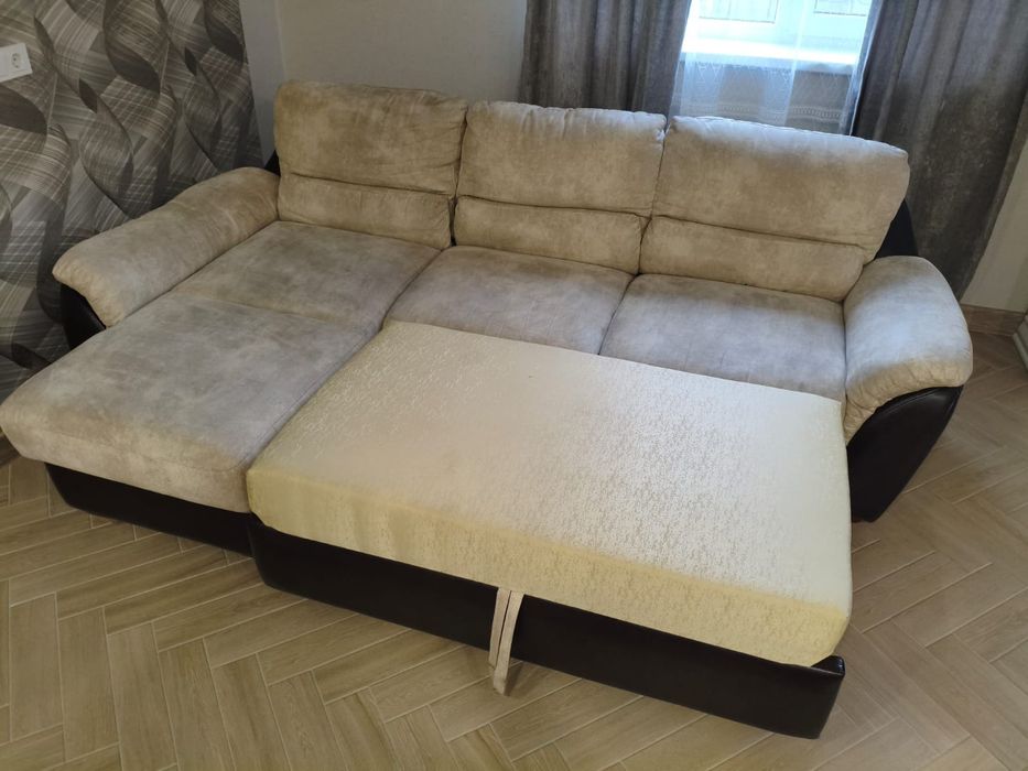 Продам диван угловой