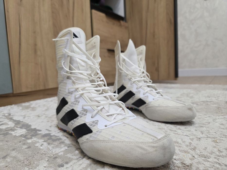 Продаю боксер Adidas original,РАЗМЕР 42-42.5