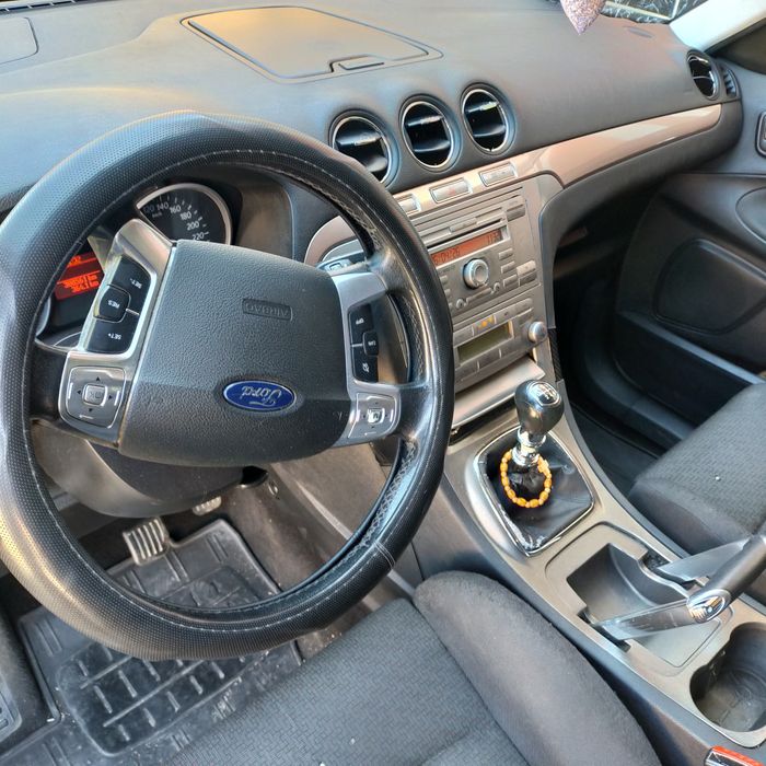 De vânzare autoturism Ford