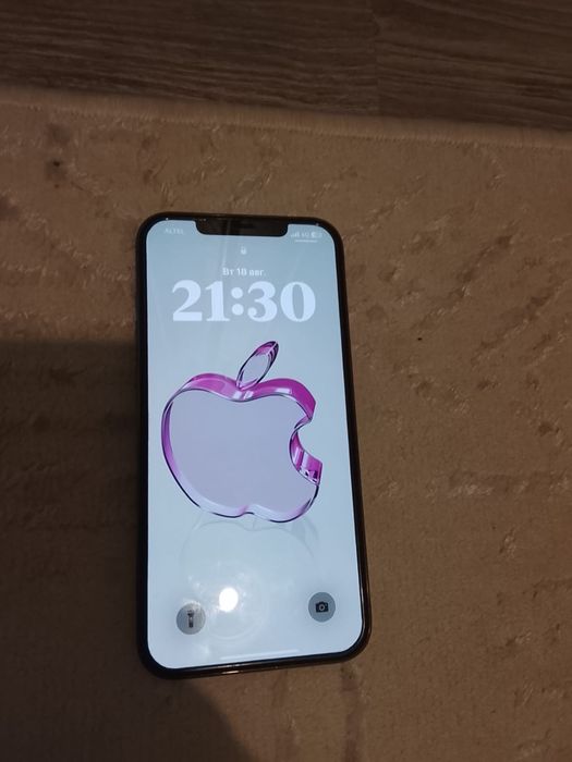 Телефон IPhone 12pro max