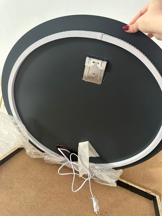 Продается новое зеркало