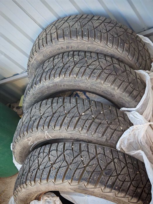 goodyear ultragrip 600