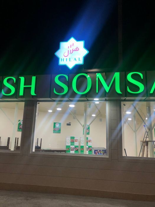 Tayyor ishlab turgan kafe