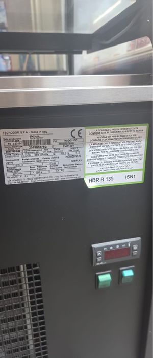 Vitrină frigorifică profesională Tecnodom EVO150V – 150 cm – HORECA