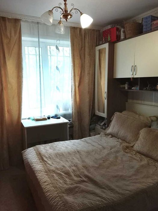 Продам3х ком кв. площ 69/9кв.м. Два Балкона