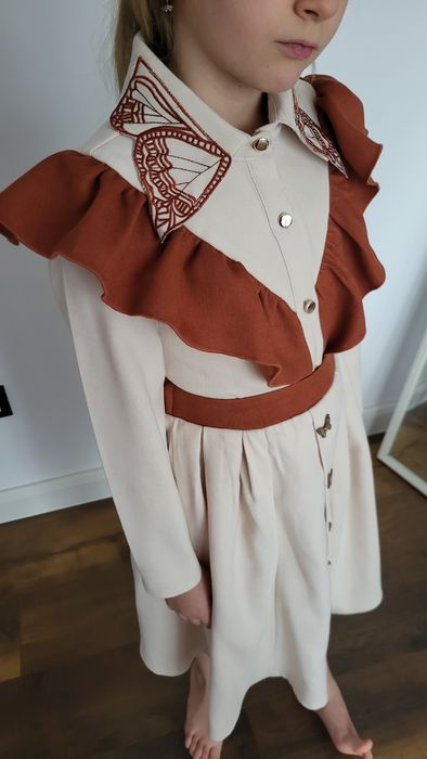 Set bluza si fusta fete 8 ani