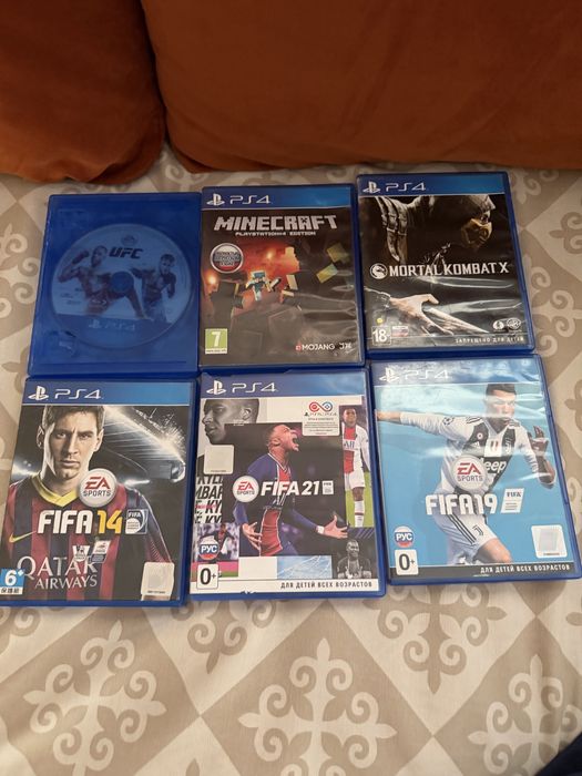 Sony PlayStation 4