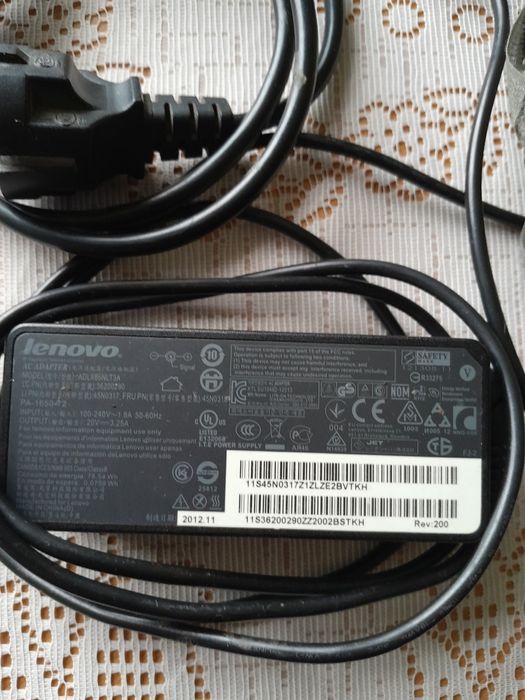 Лаптоп  Леново 50 лв