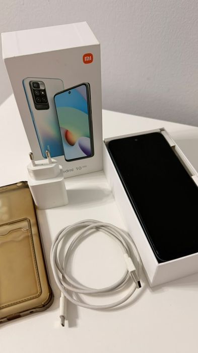 Телефон Redmi 10