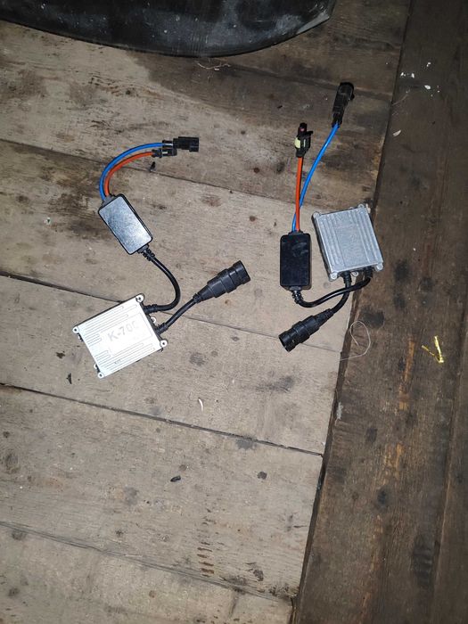 Фары Ауди а6с5  и ксинон