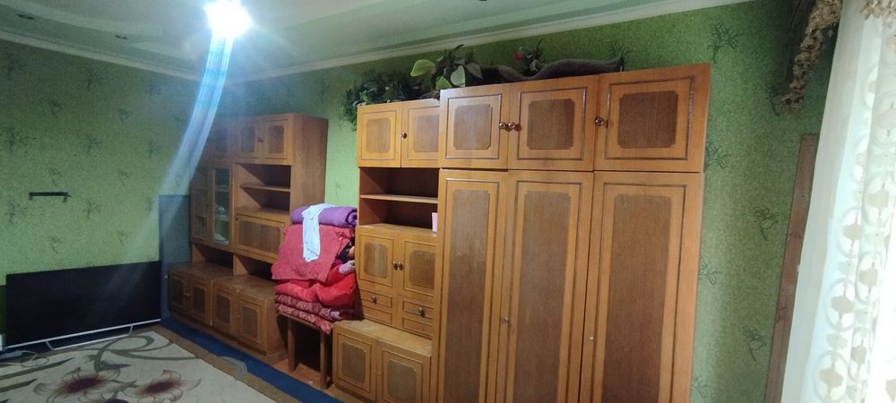 Стенка сотлад б.у келшадго жоибор