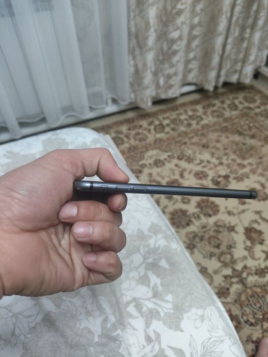 Продам Iphone 8 plus