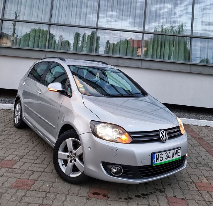 VOLKSWAGEN Golf 2010