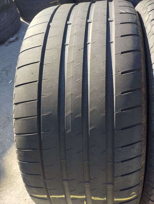 2 buc 255 40 18 .99y Bridgestone vara, dot 2025