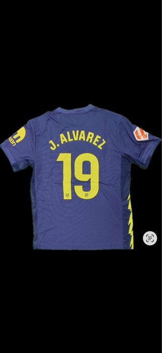 Tricou J.Alvarez