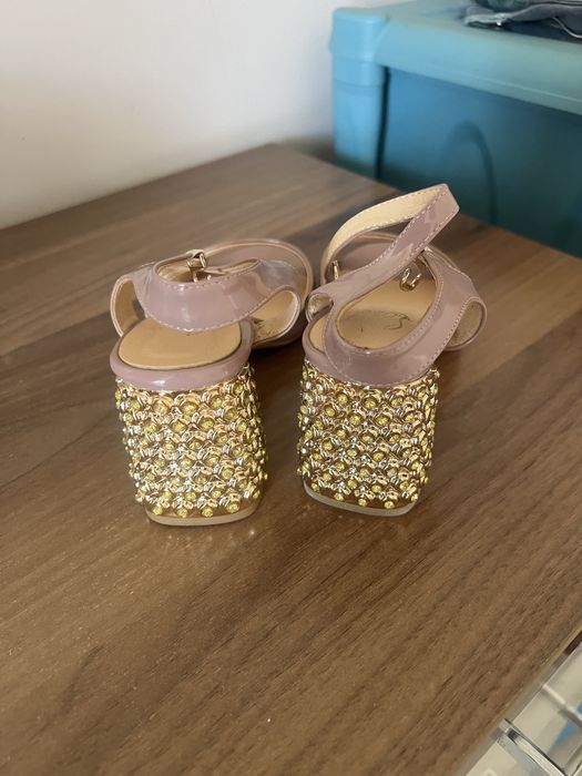 Босоножки 35размер, новые