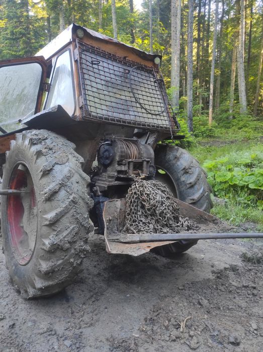 Tractor forestier