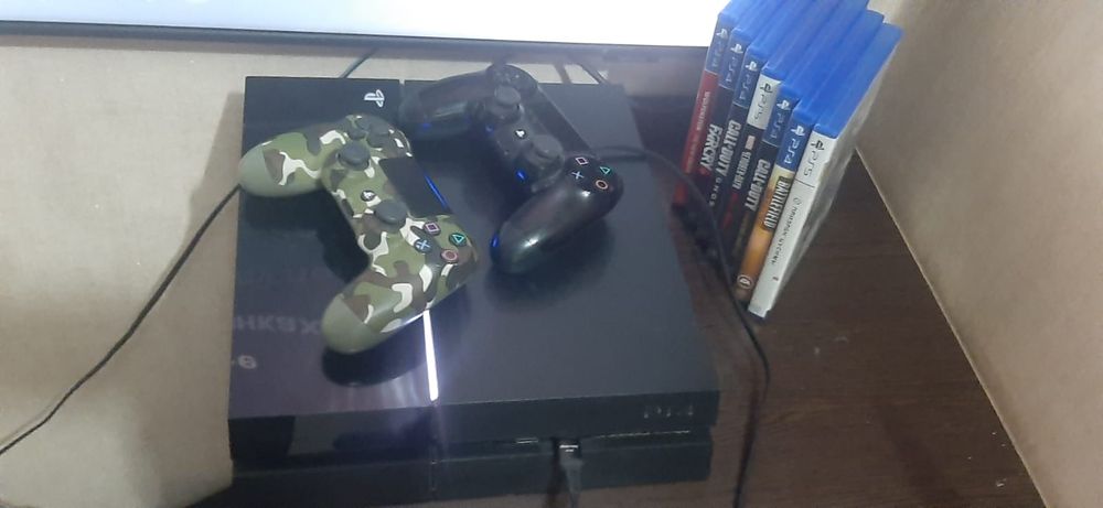 Sony PlayStation 4