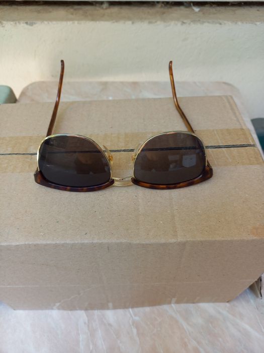 Очила слънчеви почти нови