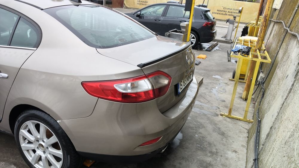 Renault Fluence 2010 1.6 16V GPL