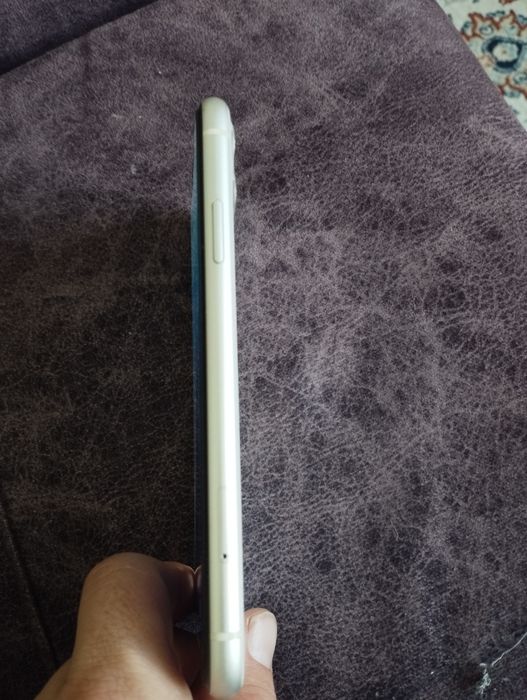 Продам Айфон 11, 128гб