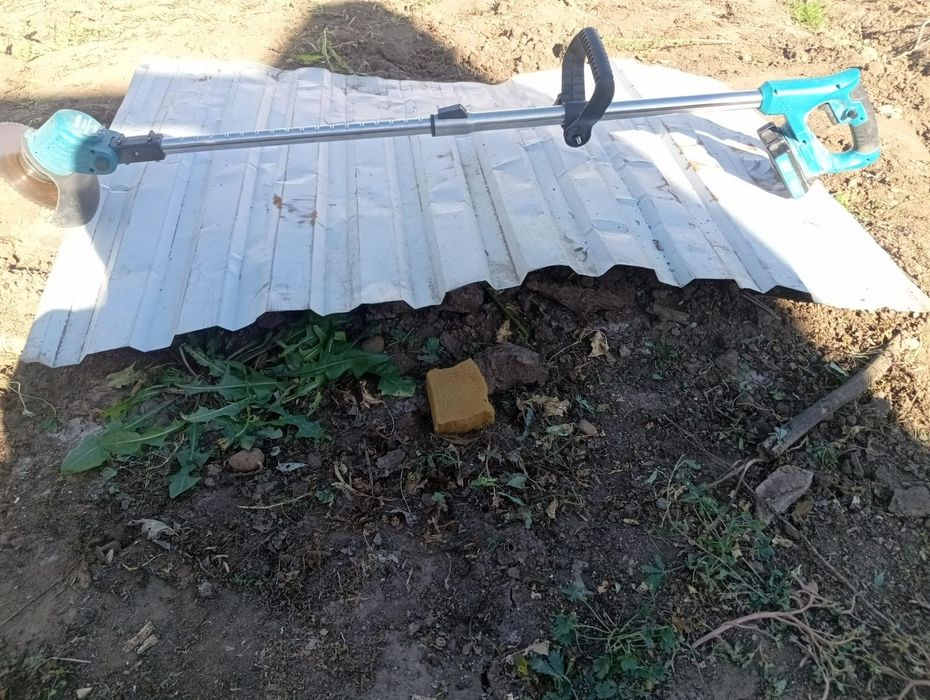 Продам триммер для покоса травы