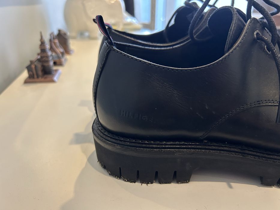 Мъжки обувки Tommy Hilfiger номер 43, UK 9