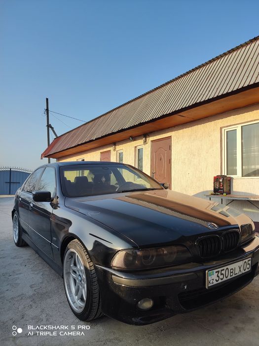 Продам свою BMW 528 е39