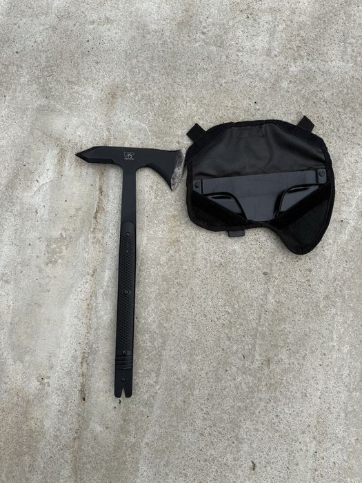 Томахавка Benchmade 172BK Killian Forged Tomahawk