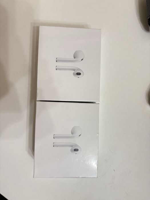Airpods 2, 2 шт, запечатанные
