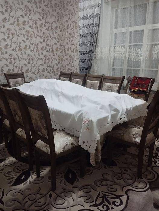 3.5 соток уй Парвоз махалада