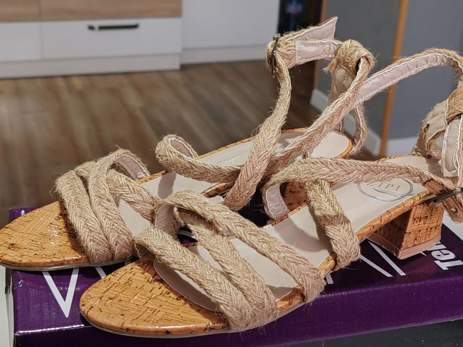 Дамски летни сандали 38 номер